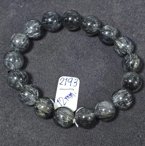 Silver Needle Quartz (ไหมพิรุณ)
