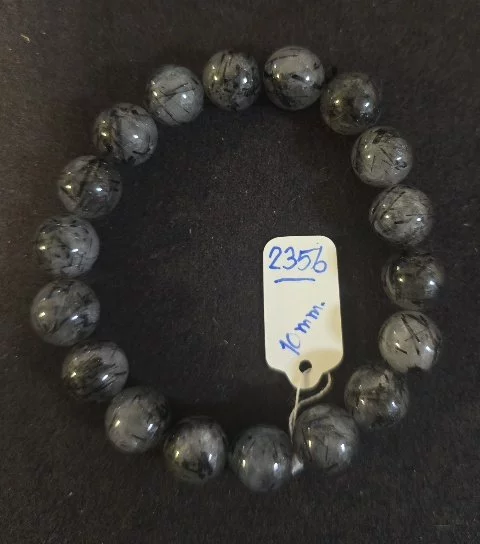 Black Rutilated Quartz (ควอตซ์ไหมสีดำ)