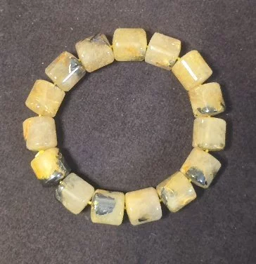 Rutilated Quartz (รูทิลเลต ควอตซ์)