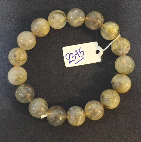 Golden Rutilated Quartz (ไหมเศรษฐี)