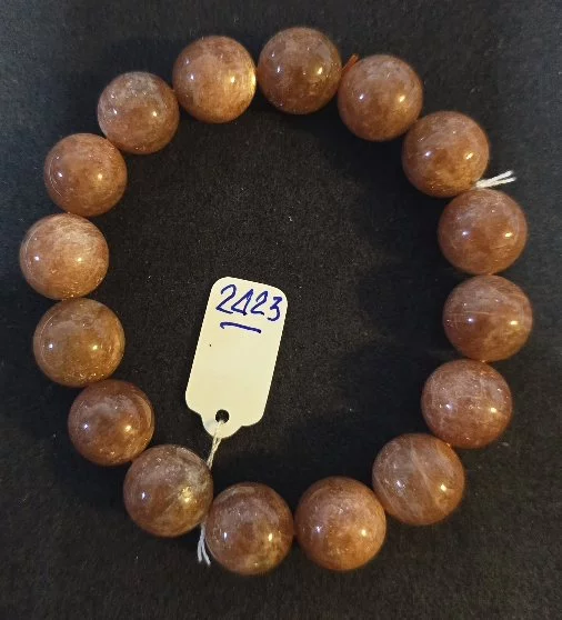 Arusha Sunstone (อรุชา ซันสโตน )