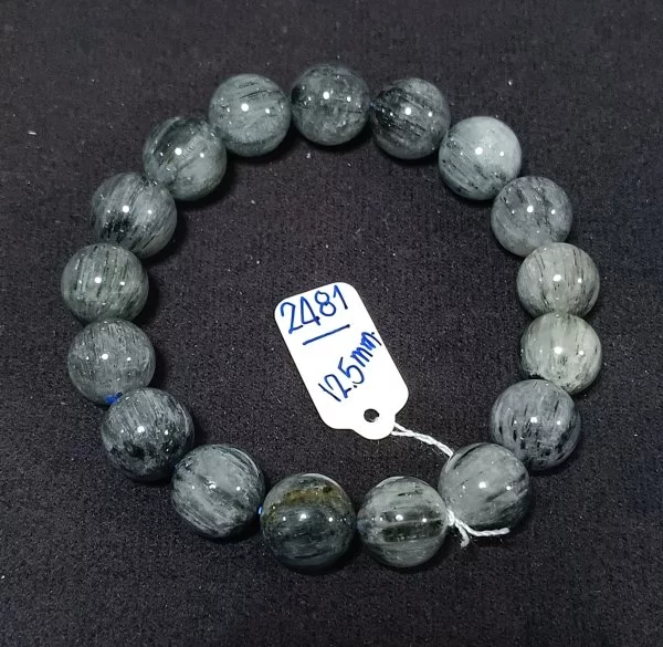 Silver Needle Quartz (ไหมพิรุณ)