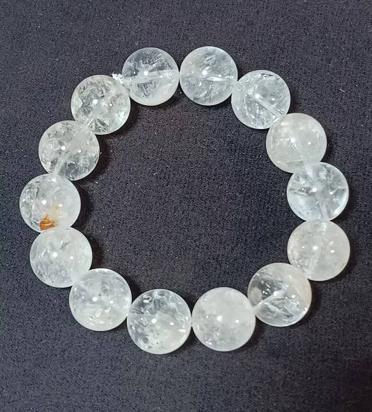 Clear Quartz (เคลียร์ ควอตซ์)