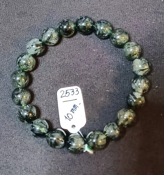 Green Rutilated Quartz (ไหมเขียว)