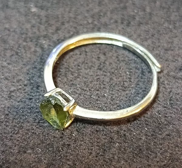 Jewelry  (เครื่องประดับ)