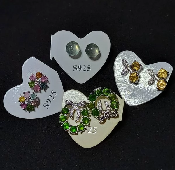 Jewelry  (เครื่องประดับ)