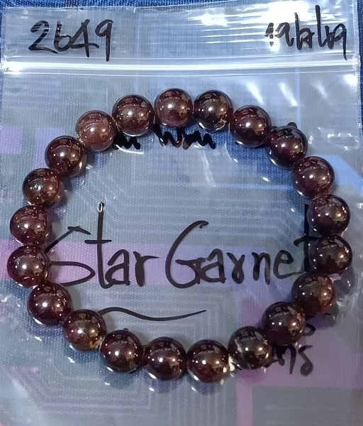Star Garnet (โกเมนสตาร์)