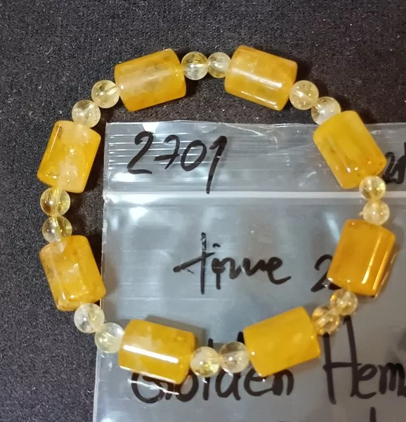 Golden Hematoid Quartz (โกลเด้น เฮมาทอยด์ ควอตซ์)
