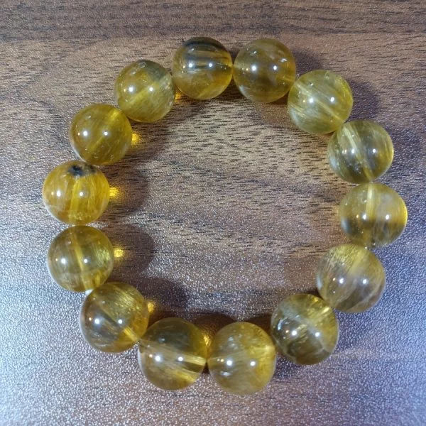 Yellow Fluorite (เยลโลว์ ฟลูออไรต์)