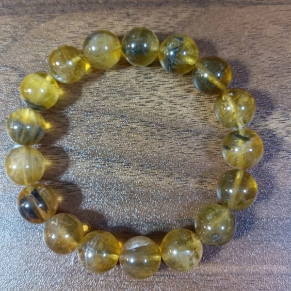 Yellow Fluorite (เยลโลว์ ฟลูออไรต์)