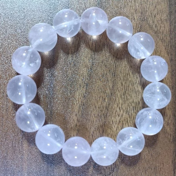 Rose Quartz (โรส ควอตซ์)