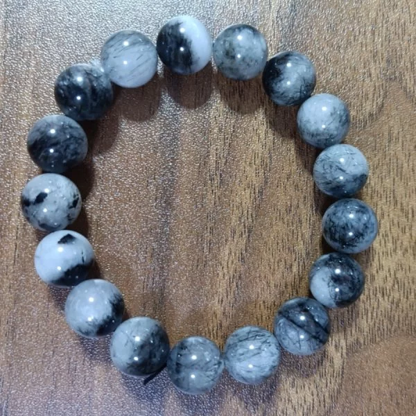 Black Rutilated Quartz (ควอตซ์ไหมสีดำ)
