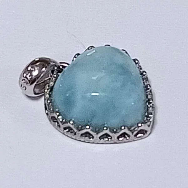 Aquamarine (อะความารีน)