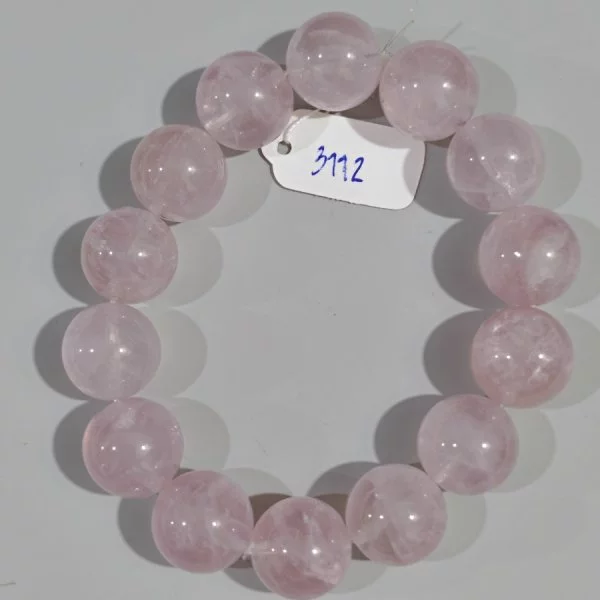 Rose Quartz (โรส ควอตซ์)