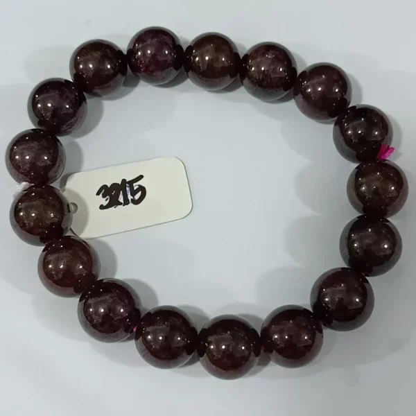Garnet (การ์เนต)