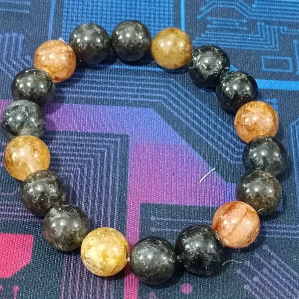 Hematoid Quartz (เฮมาทอยด์ ควอตซ์)